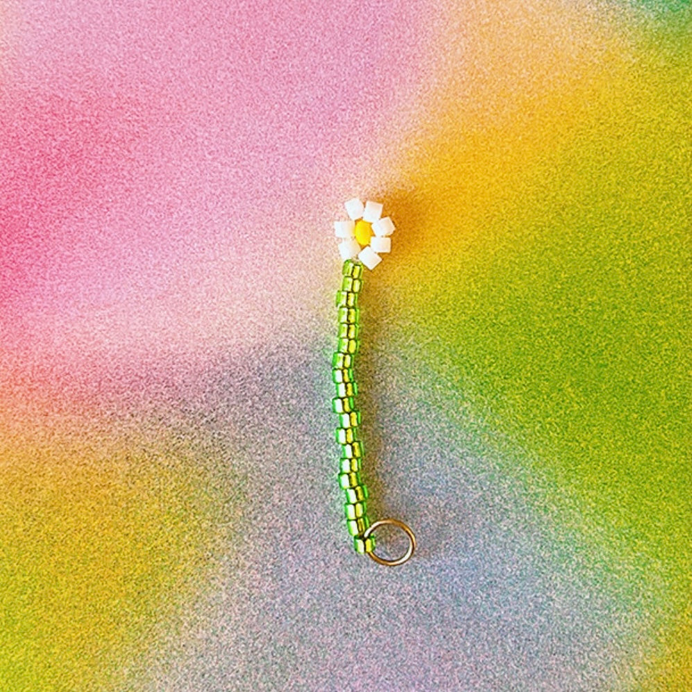 Charm DAISY